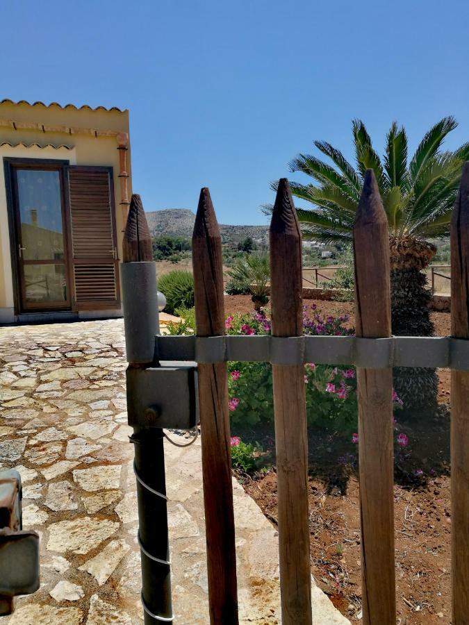 La Villa Dei Girasoli Custonaci Eksteriør bilde